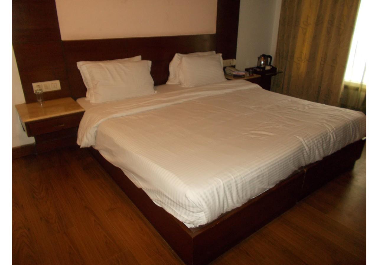 The Imperial Square Hotell Mussoorie Eksteriør bilde